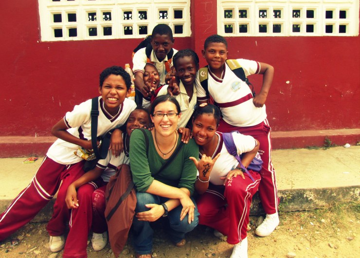 Bryanna with 6th and 7th grade students at Institución Educativa de Santa Ana, Santa Ana, Colombia.